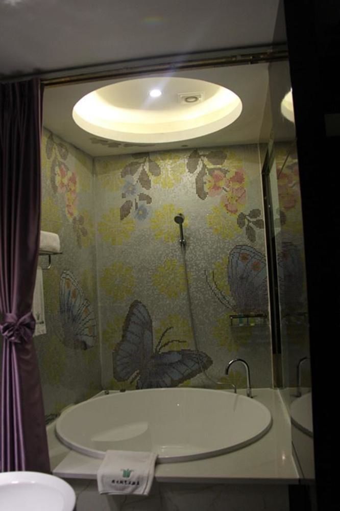 Art Hotel Vienna- Luoyang Luoyang  Exterior photo