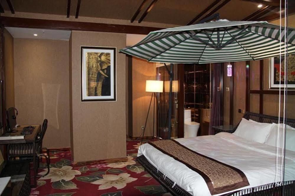 Art Hotel Vienna- Luoyang Luoyang  Exterior photo
